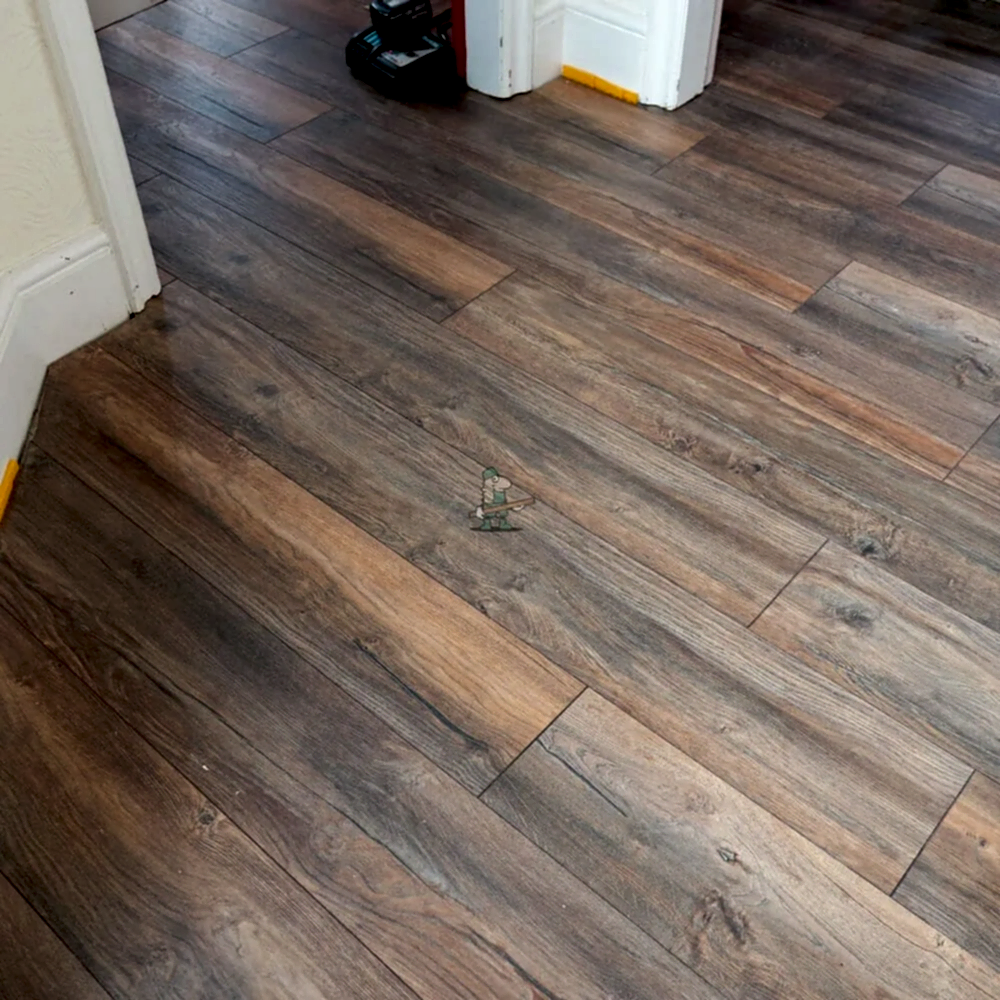 Premium 12mm Rustic Oak AC5 Laminate Flooring